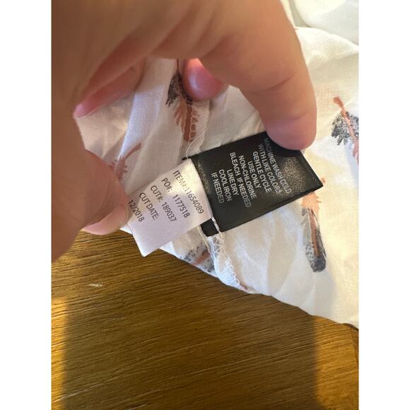 Torrid 2X White Feather Challis Cold Shoulder Blouse NWT Festival Hippie Meadow - Picture 10 of 12